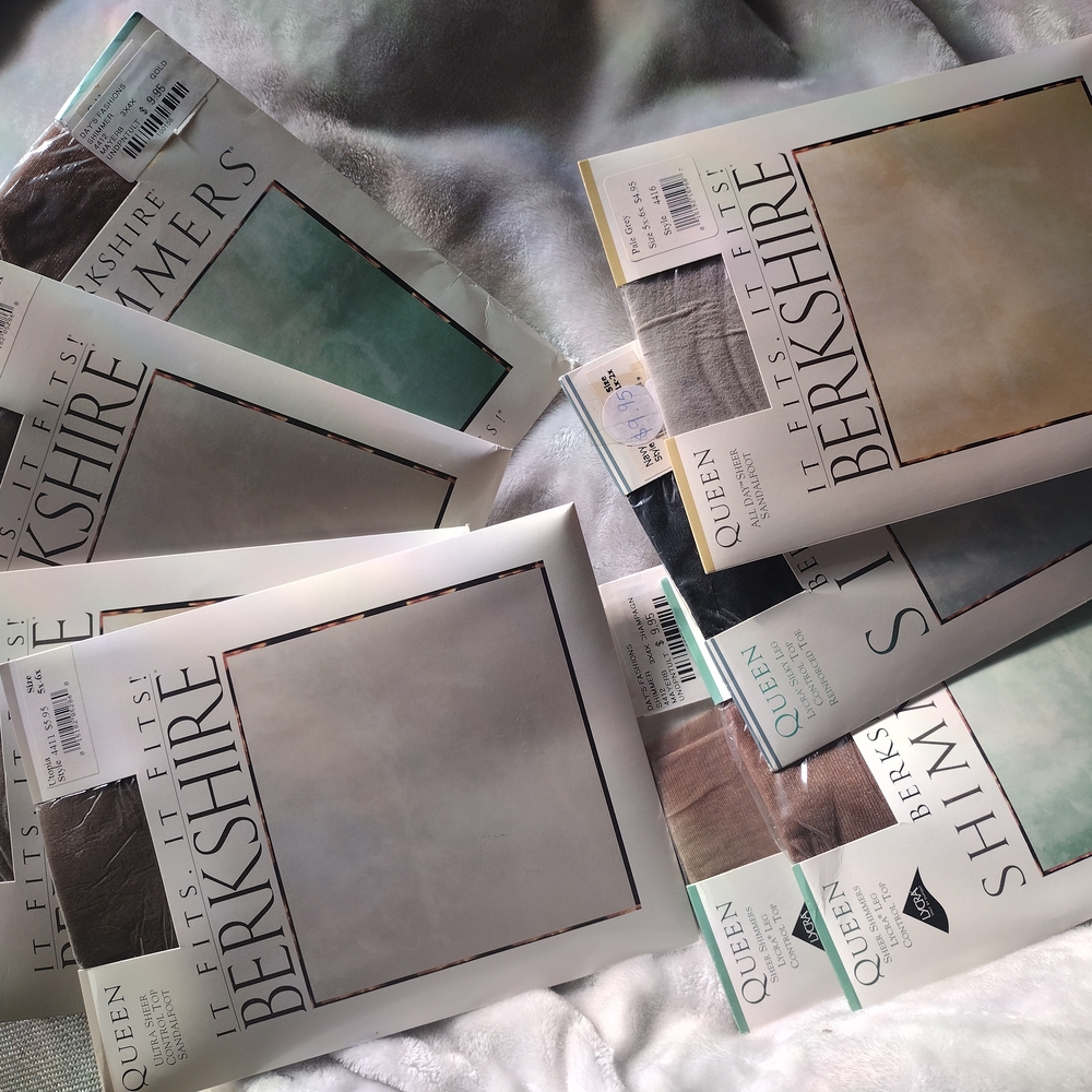 Plus sizes Berkshire Stockings And Bras.1x To 6 X